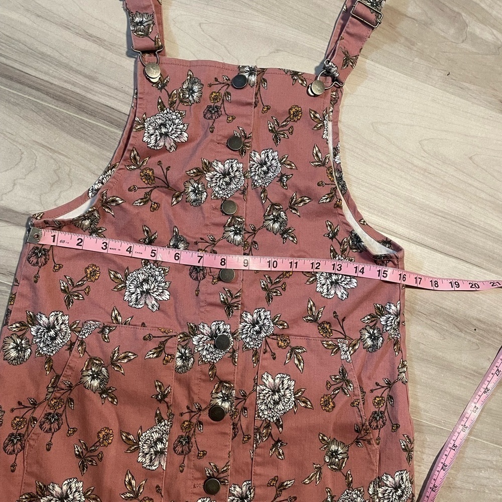 Juniors' SO Pinafore Pink Floral Jumper/Dress- Size Medium - Picture 14 of 14